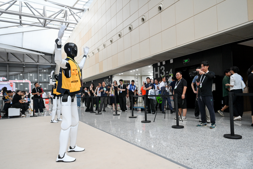 擎天租機器人舞蹈表演